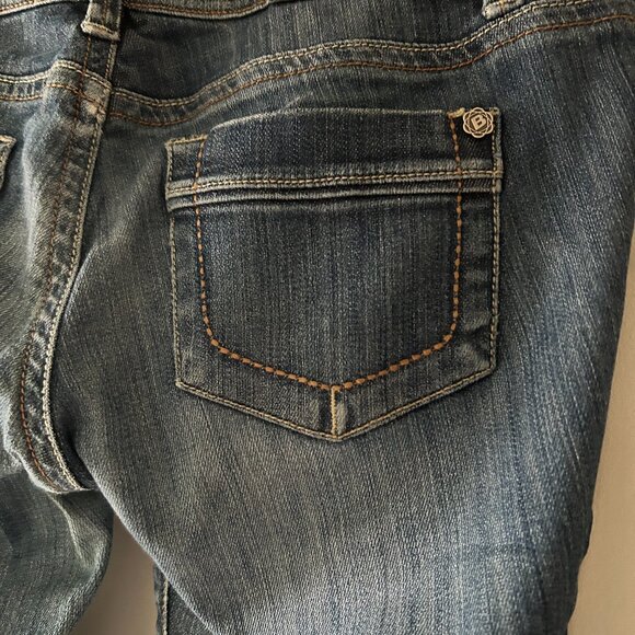 Bench High Rise Book Cut  Vintage Wash Jeans Size 32 - Picture 2 of 6